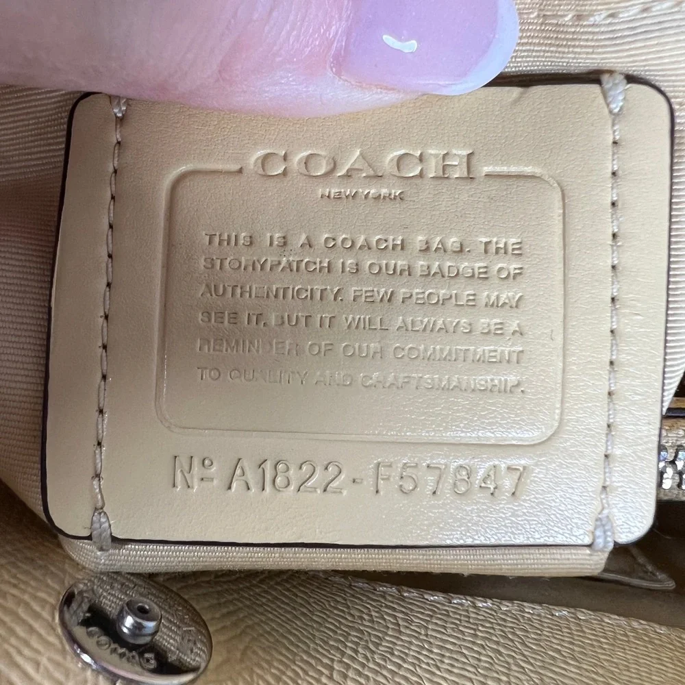 Coach Pale Yellow Leather Tote with Matching Wallet and Floral Scarf - Picture 8 of 16